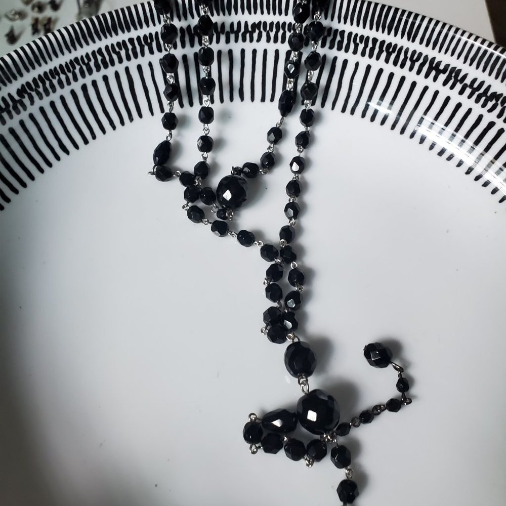 VNTG Jewelry I Art Glass Crystal Cut Bead Necklace, With 2 Earring Ses.